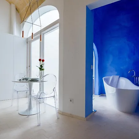 Divina Boutique - Adults Only 4*