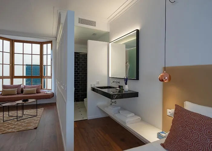 Divina Boutique - Adults Only