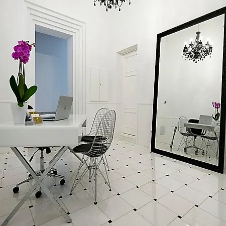 Divina Boutique - Adults Only 4*